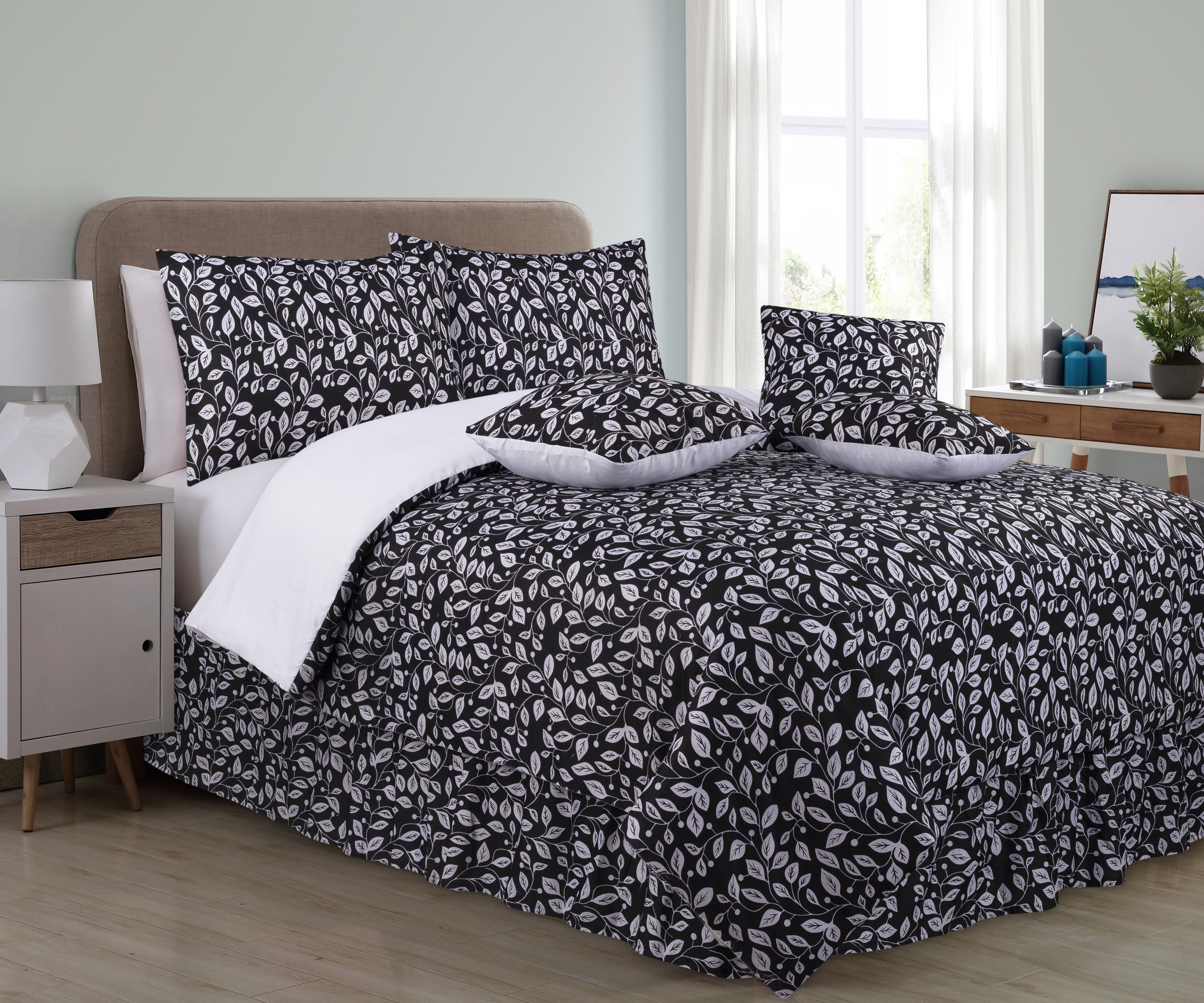 7 PC BLACK COMFORTER SET